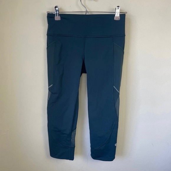 Lululemon Home Stretch Crop (19") Submarine - Picture 6 of 12